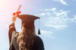Điều kiện để xin học bổng du học bạn nên biết | e4Life.vn