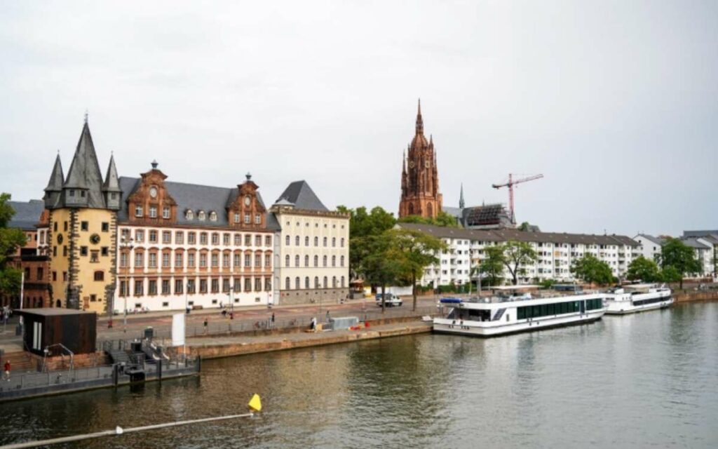 Cảnh quan đô thị tại Đức minh họa cho mức chi phí sinh hoạt tại Đức dành cho sinh viên